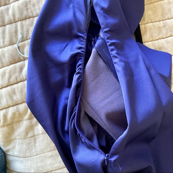 VEUC Maggy London Dress, Size 4 - Picture 7 of 8